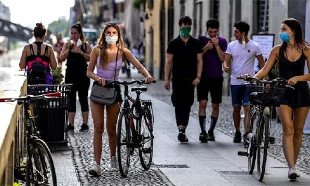 Κορονοϊός: Σκέψεις για μάσκες παντού και για την Αττική